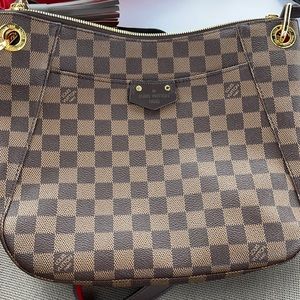 Louis Vuitton Crossbody